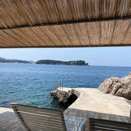 Charming Seafront Stay At Villa Mara Dubrovnik Bagian luar foto