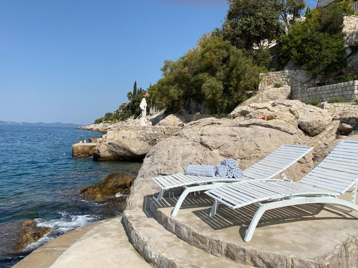 Charming Seafront Stay At Villa Mara Dubrovnik Bagian luar foto