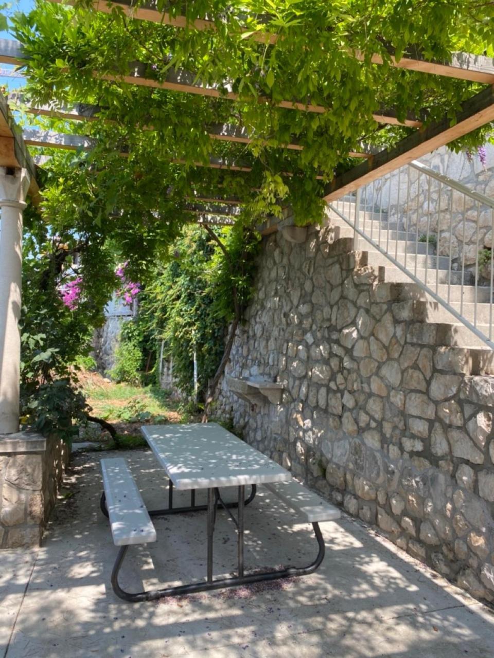 Charming Seafront Stay At Villa Mara Dubrovnik Bagian luar foto